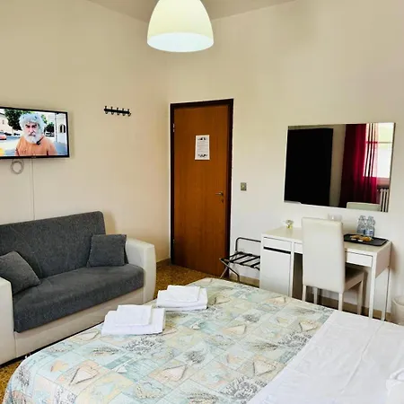 Prime Guest House Pisa Exterior photo